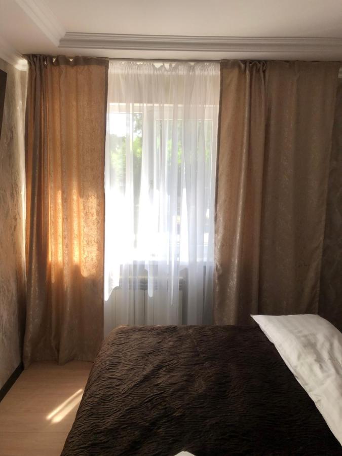 Hotel Lion Almaty Esterno foto